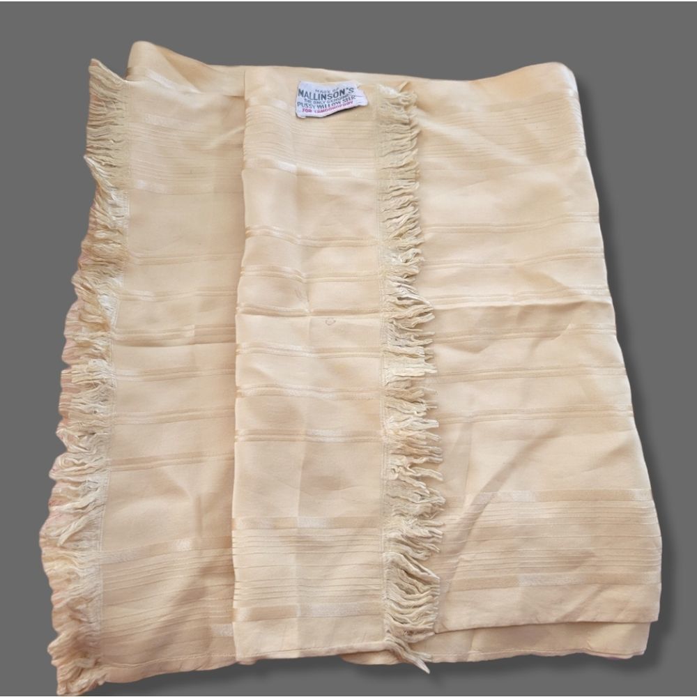 Vintage 1920s Mallinsons golden pussywillow silk scarf/fabric sample